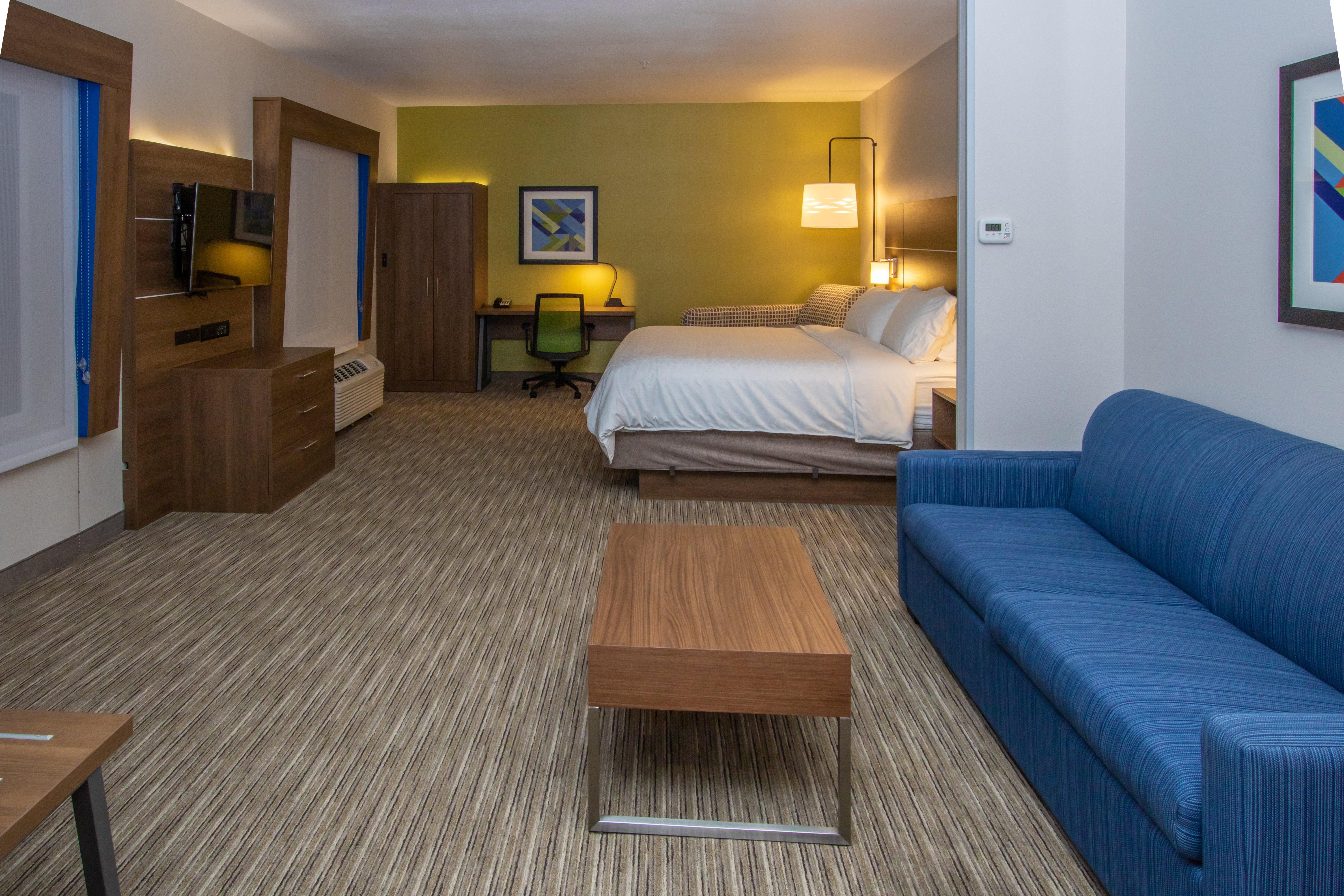 Holiday Inn Express Hotel & Suites Roseville - Galleria Area By Ihg Dış mekan fotoğraf