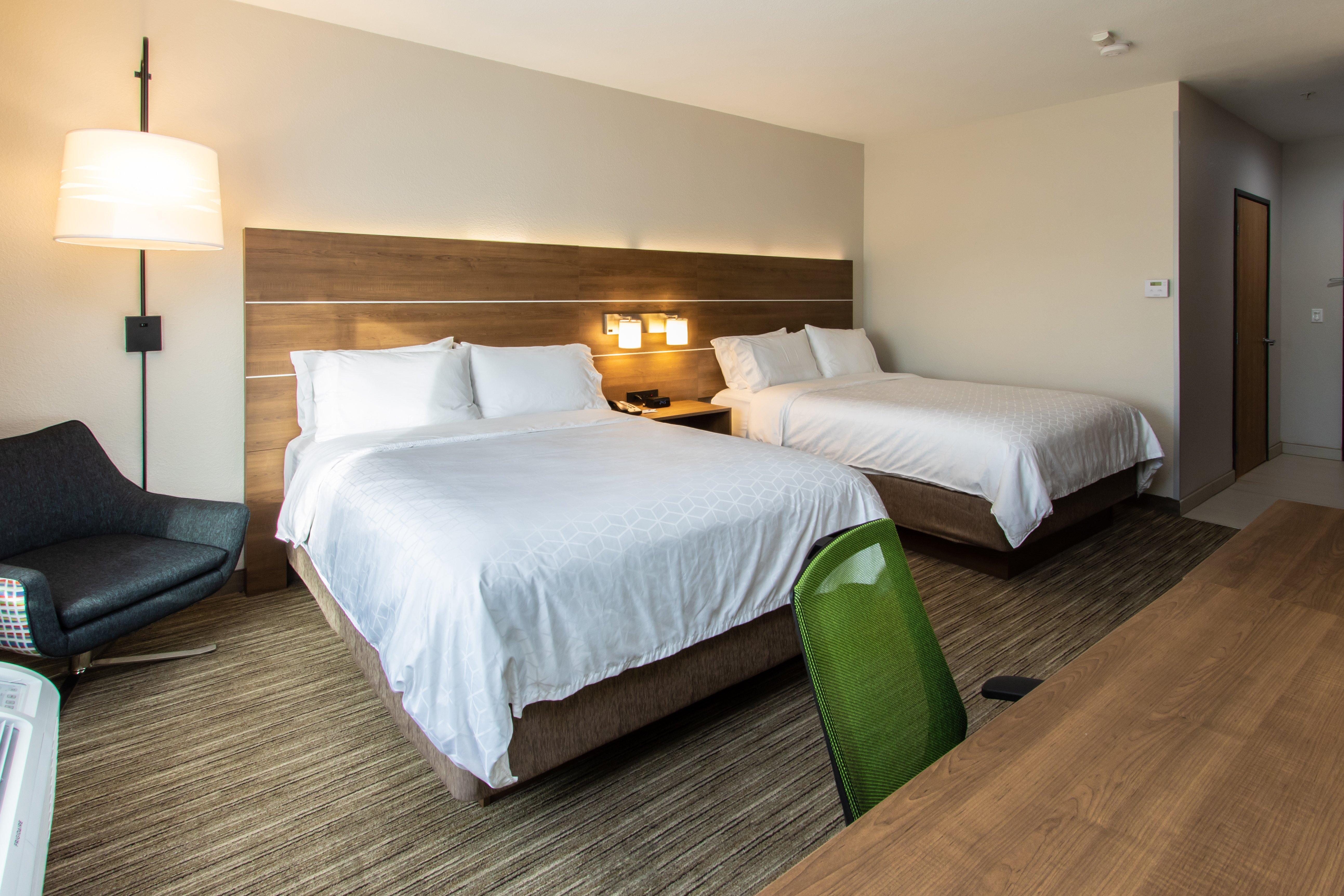 Holiday Inn Express Hotel & Suites Roseville - Galleria Area By Ihg Dış mekan fotoğraf