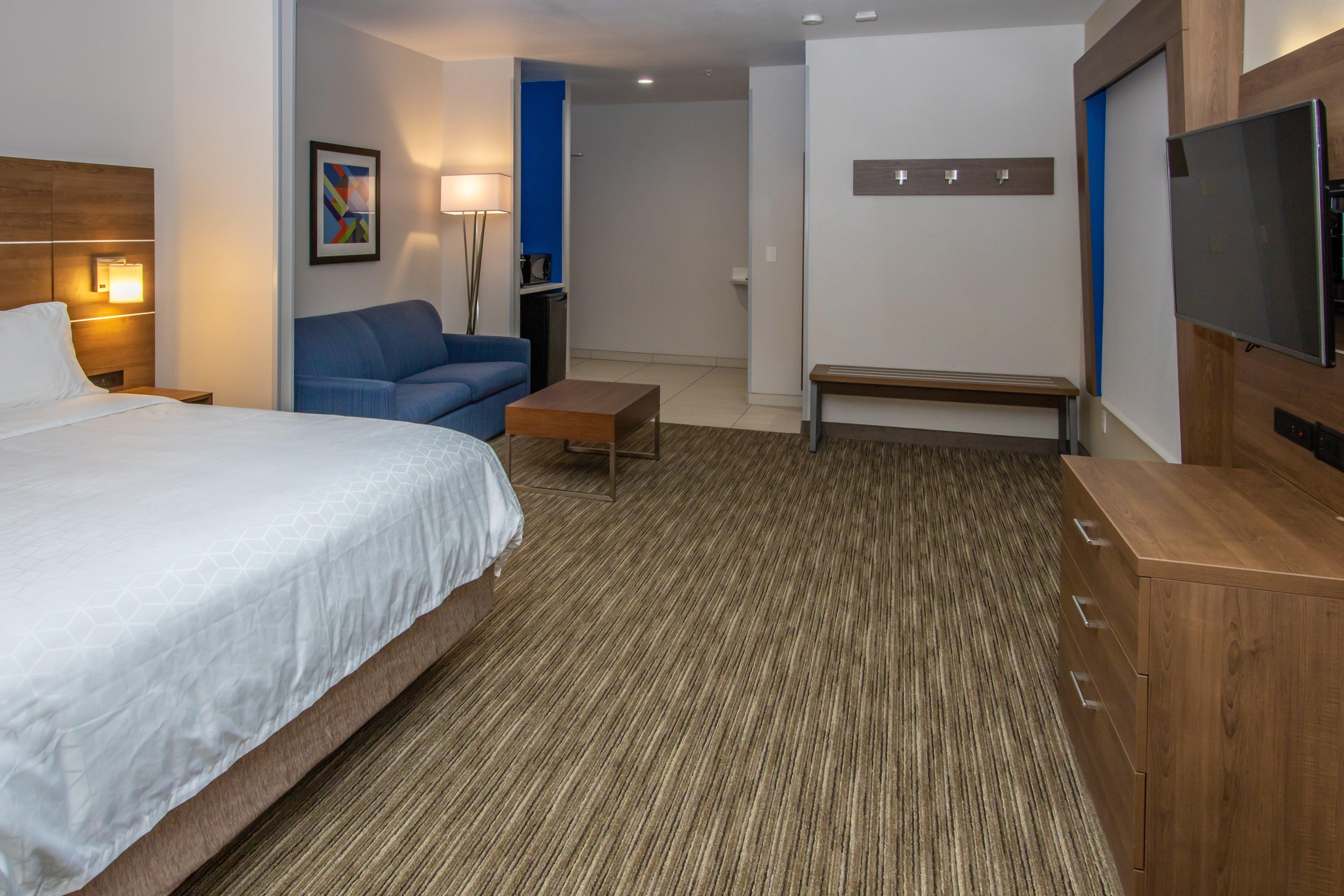 Holiday Inn Express Hotel & Suites Roseville - Galleria Area By Ihg Dış mekan fotoğraf