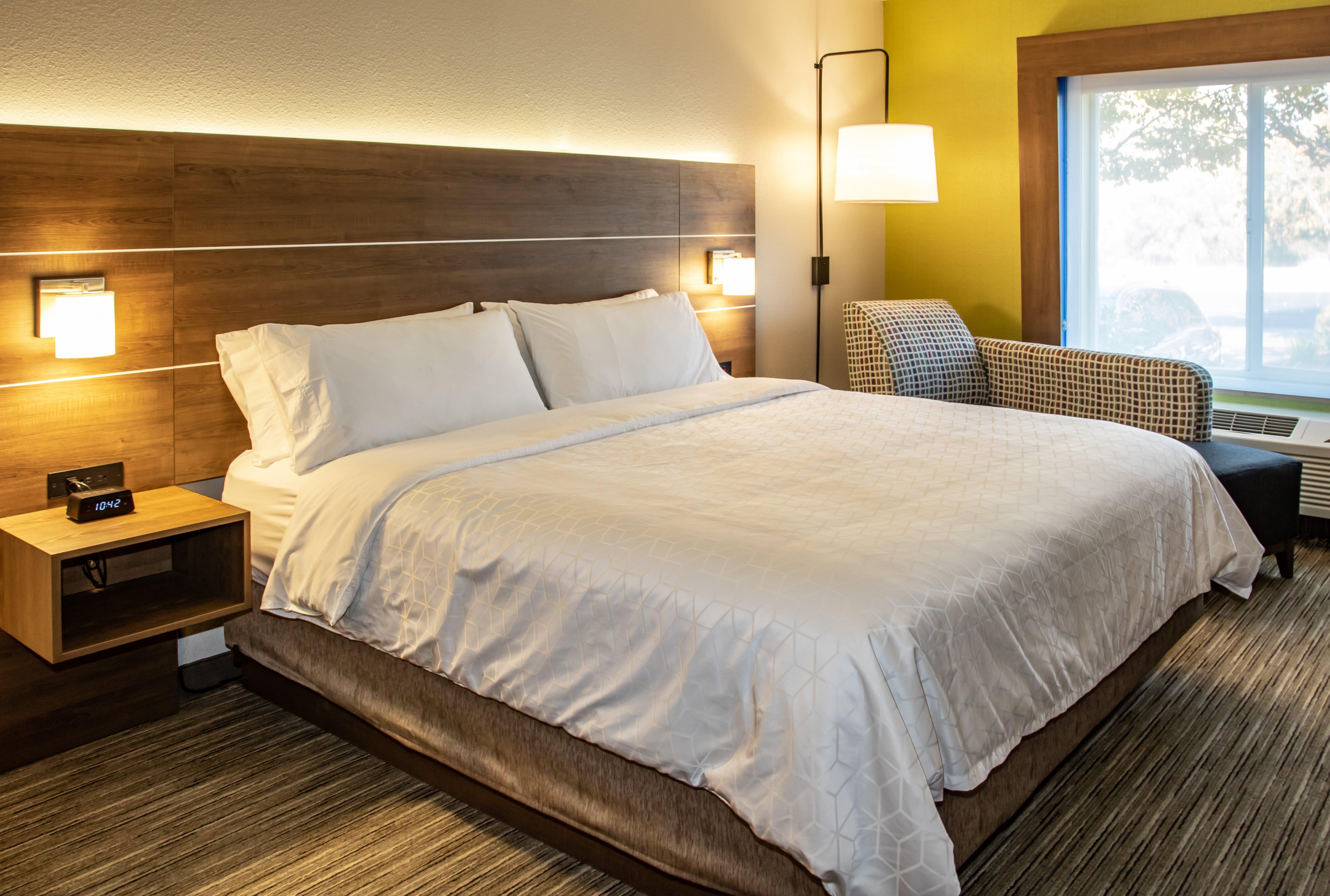 Holiday Inn Express Hotel & Suites Roseville - Galleria Area By Ihg Dış mekan fotoğraf