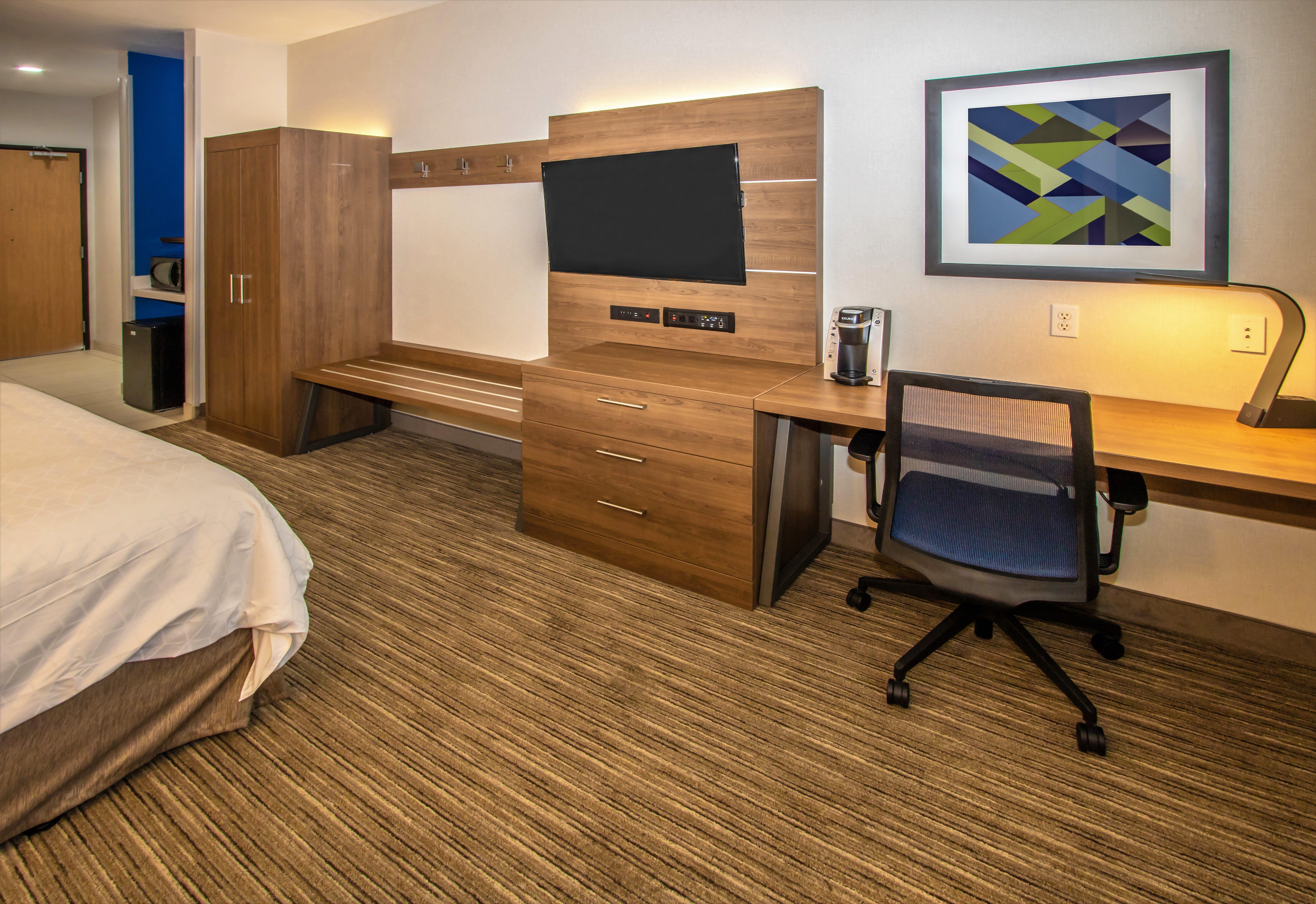 Holiday Inn Express Hotel & Suites Roseville - Galleria Area By Ihg Dış mekan fotoğraf