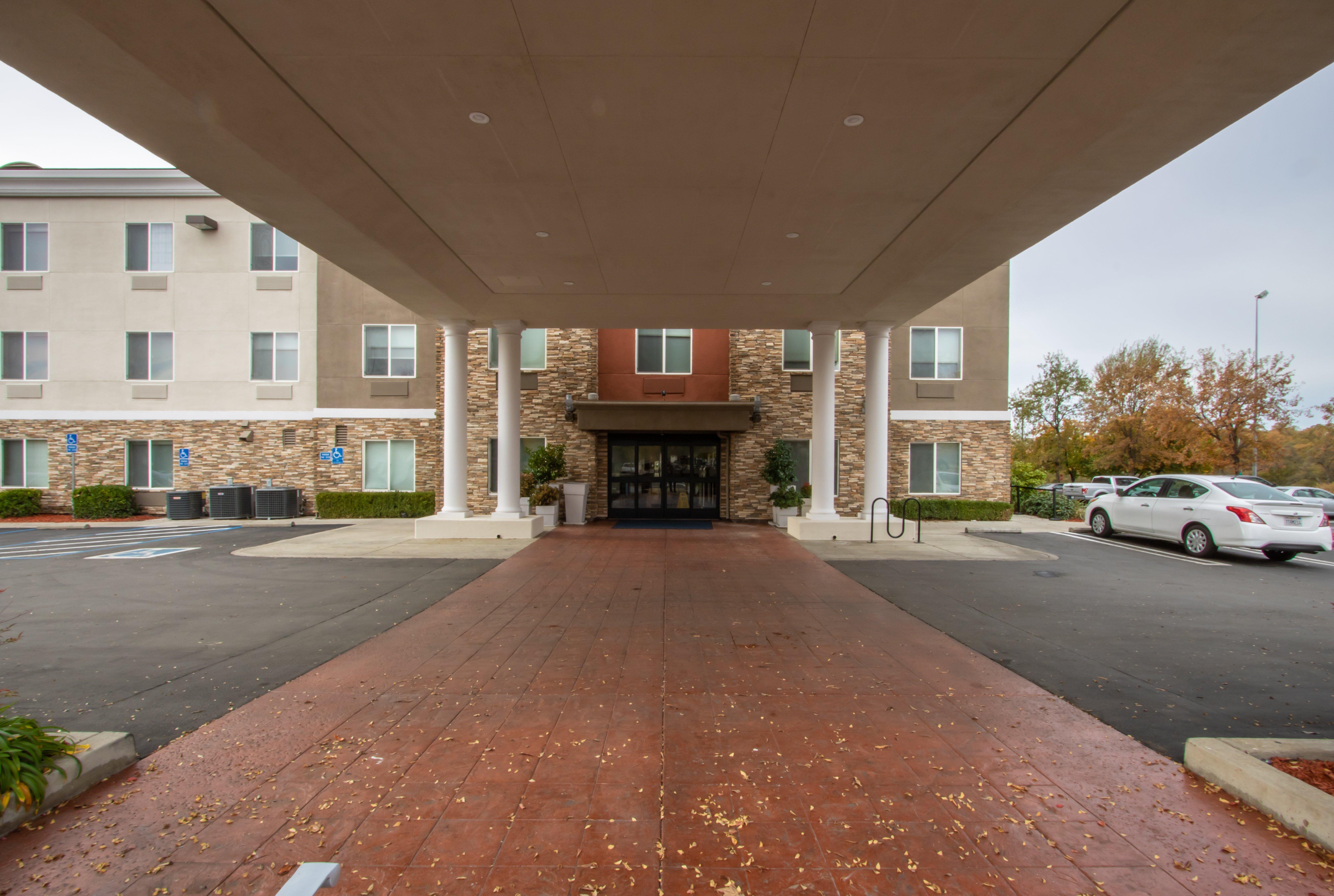 Holiday Inn Express Hotel & Suites Roseville - Galleria Area By Ihg Dış mekan fotoğraf