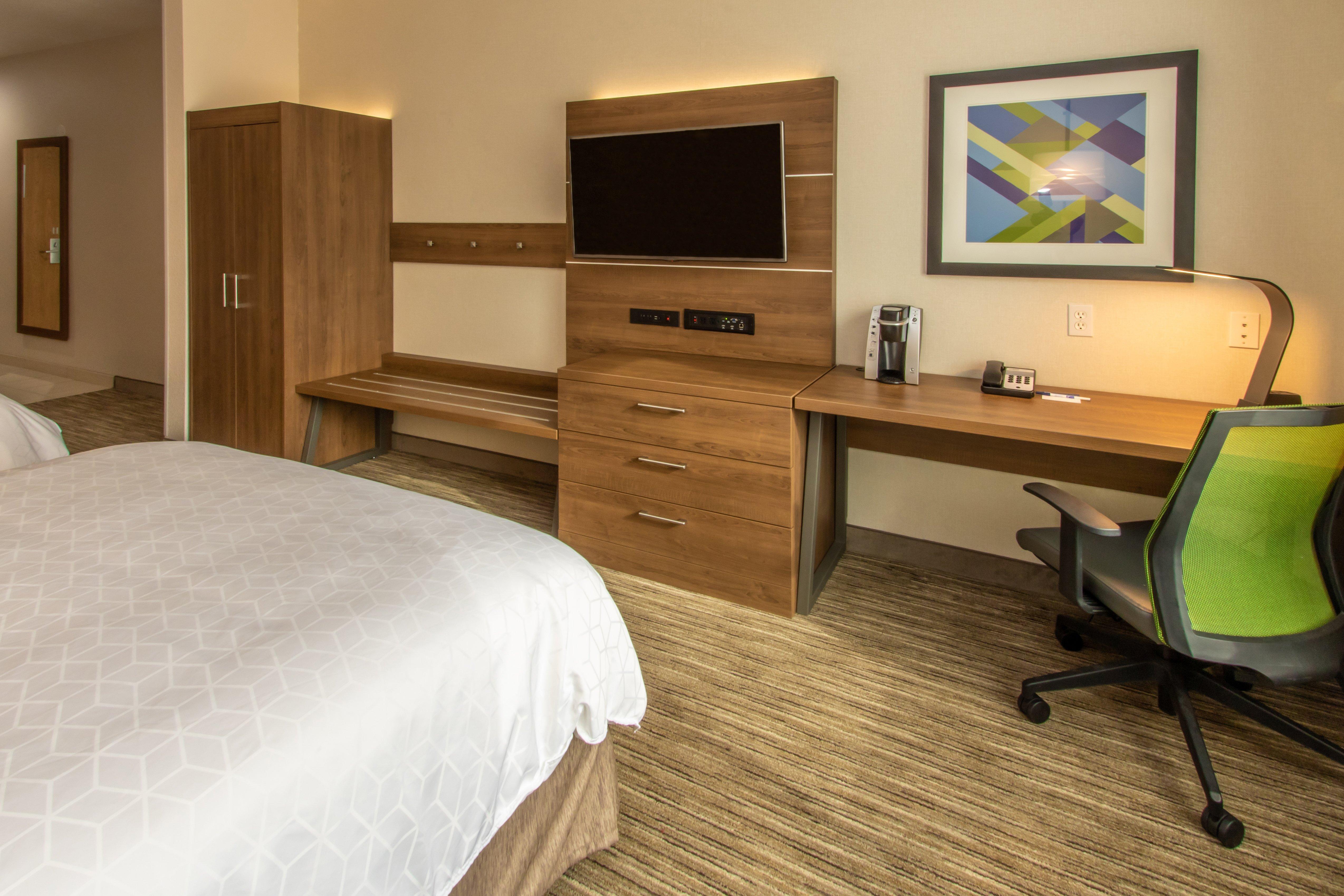 Holiday Inn Express Hotel & Suites Roseville - Galleria Area By Ihg Dış mekan fotoğraf