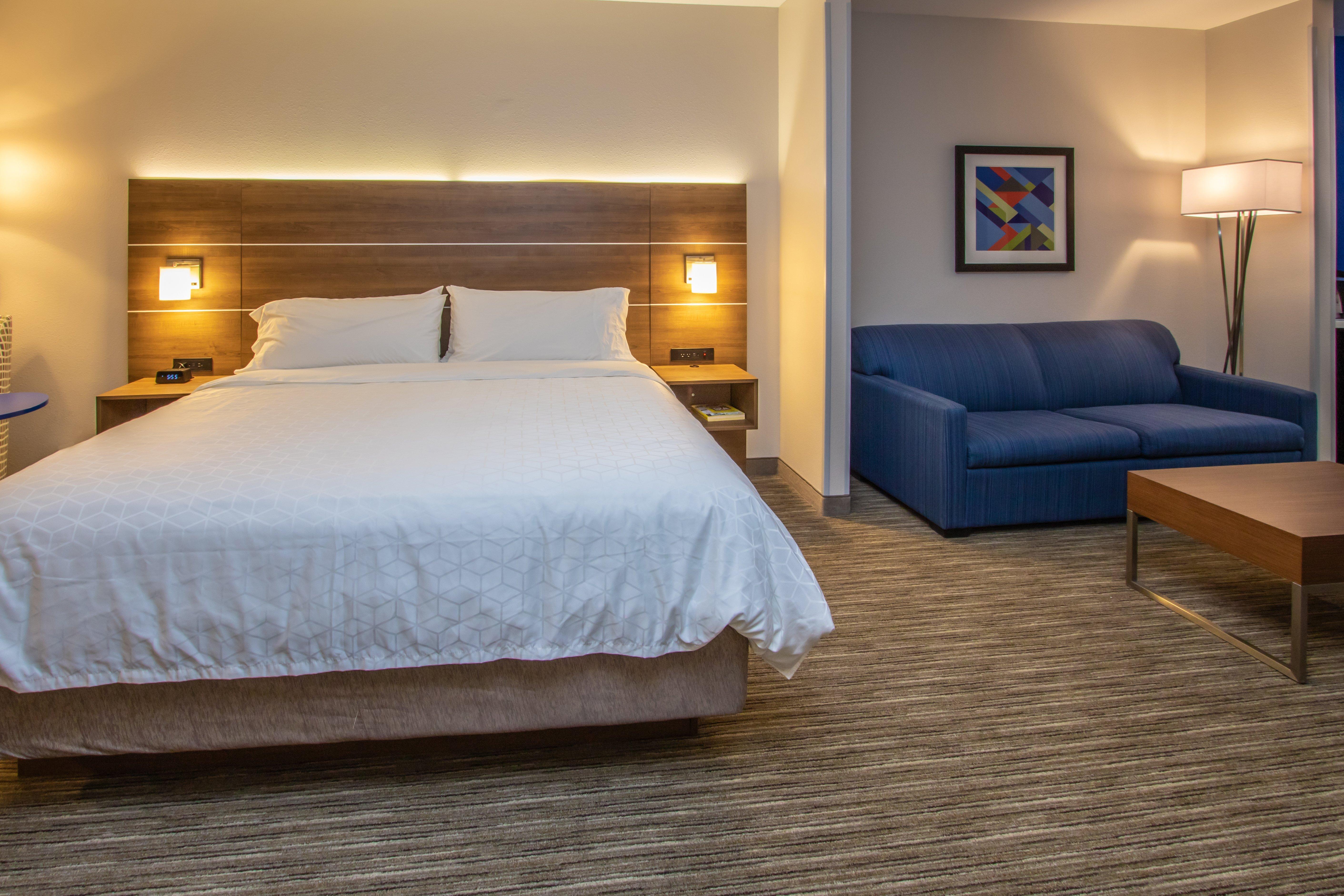 Holiday Inn Express Hotel & Suites Roseville - Galleria Area By Ihg Dış mekan fotoğraf